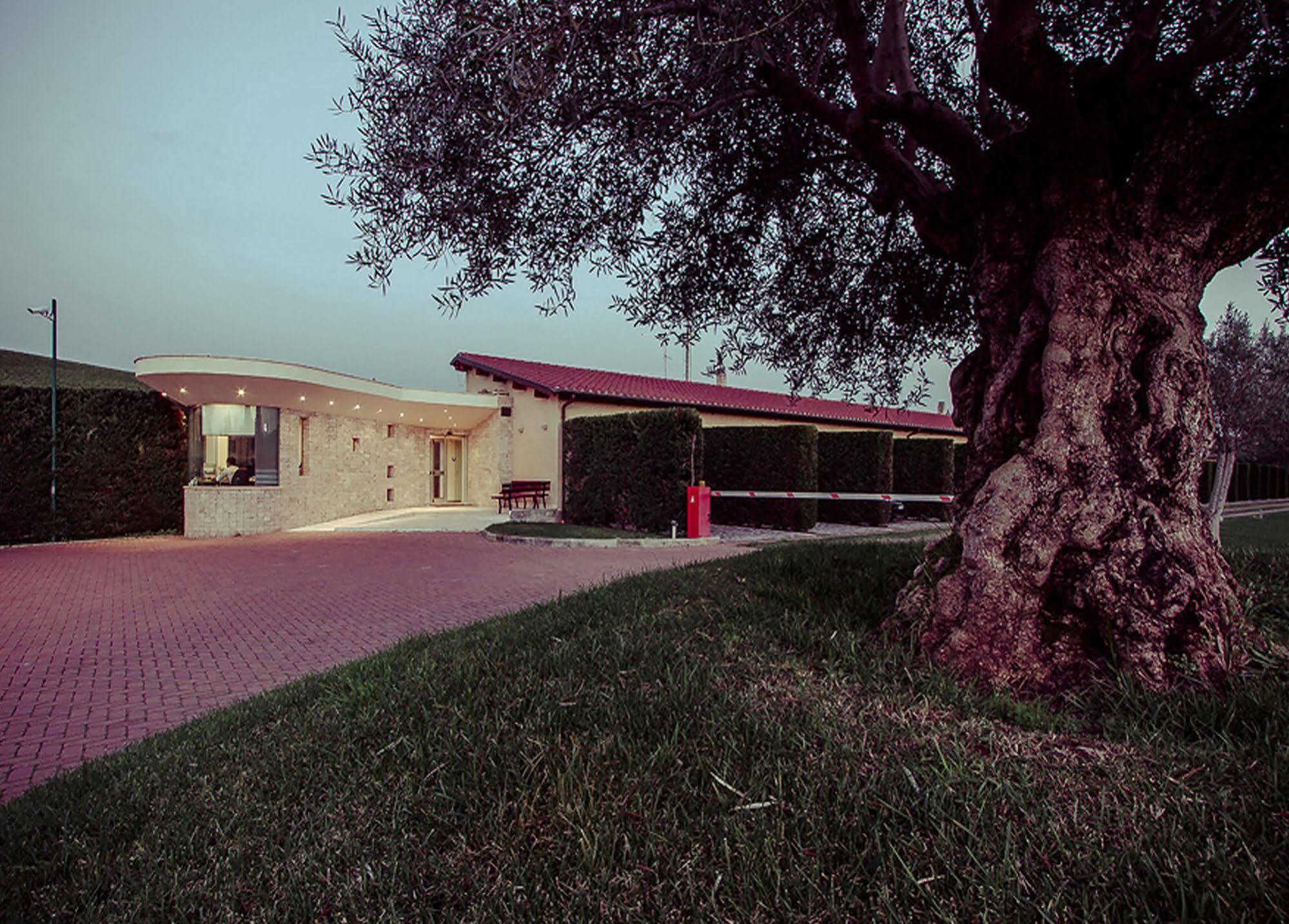 All Ways Garden Hotel&Leisure Rome Extérieur photo