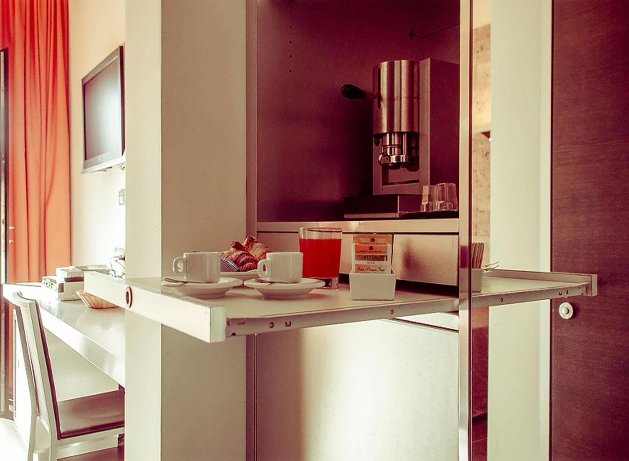 All Ways Garden Hotel&Leisure Rome Extérieur photo
